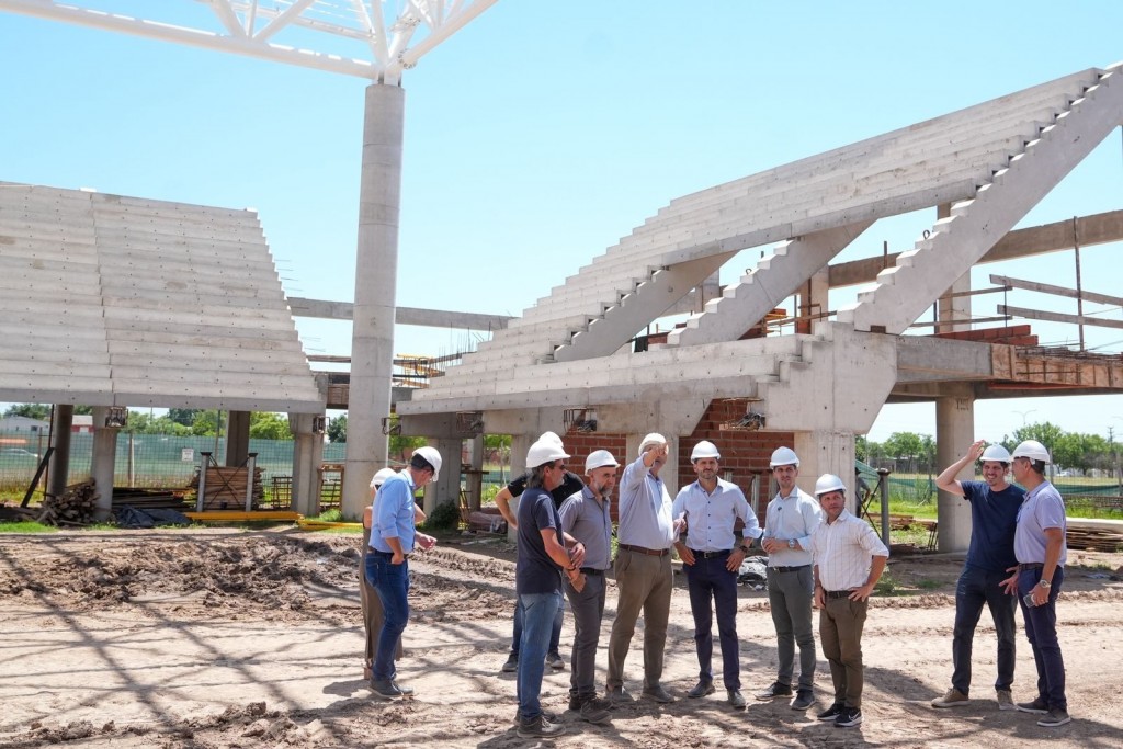 Pullaro recorrió una de las obras emblemáticas para los Juegos Suramericanos: el Microestadio de Rafaela, con un avance cercano al 45 %