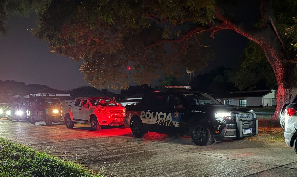 Amplio despliegue policial con 31 allanamientos simultáneos y detenciones contra bandas apuntadas por robos, drogas y abuso de armas