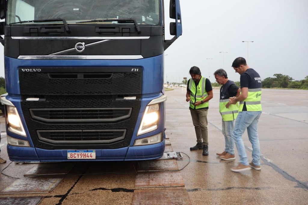 Pesaje de camiones: Provincia detectó excesos de hasta 25.000 kilos y las multas llegan hasta $ 18 millones