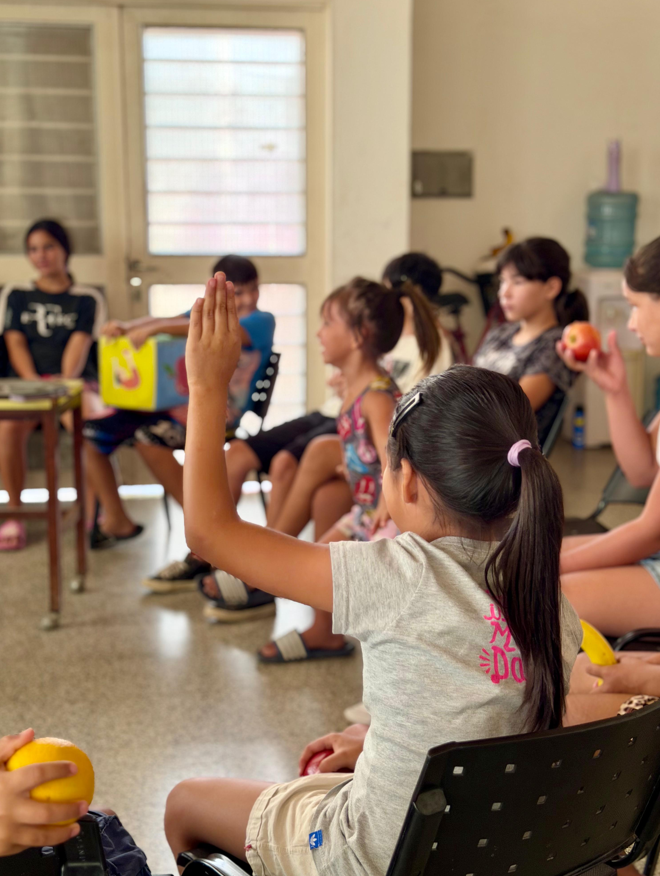 La Municipalidad de Santo Tomé impulsa hábitos saludables en la infancia con una jornada lúdica en Barrio Chaparral