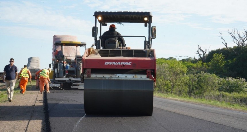 Con más de 50 % de avance, Provincia continúa con la repavimentación de las rutas 23 y 39