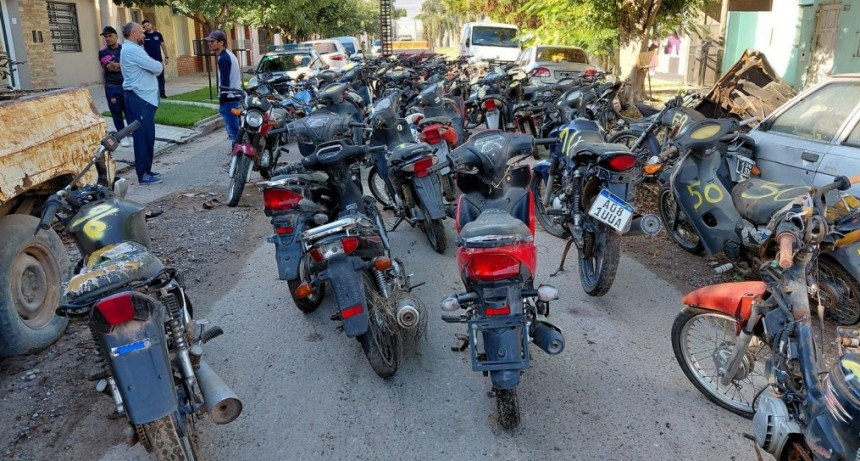 Provincia retiró más de 230 vehículos abandonados en la Seccional 10ª de la ciudad de Santa Fe