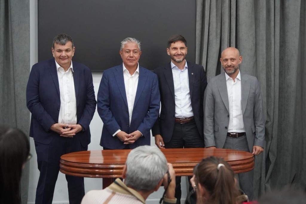 Pullaro: &ldquo;Argentina va a salir adelante solamente si produce m&aacute;s, si logra crecimiento econ&oacute;mico y si genera empleo&rdquo;