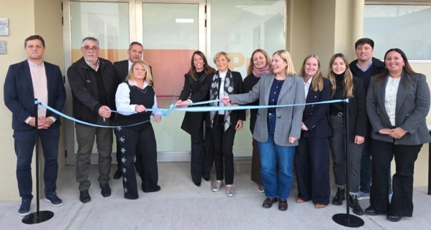 En G&aacute;lvez: Pullaro finaliz&oacute; el Centro de Rehabilitaci&oacute;n del Samco, tras el abandono de la obra por parte de Naci&oacute;n