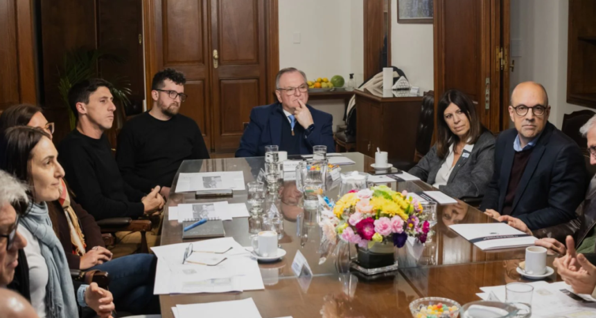 La Legislatura avanzar&aacute; con un concurso de ideas para la puesta en valor de Plaza Italia