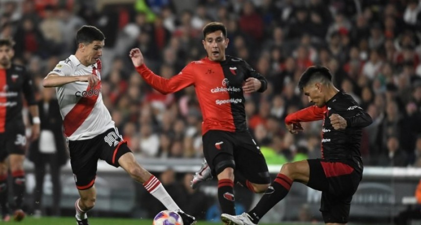 River superó a Colón sin atenuantes y se encamina al título