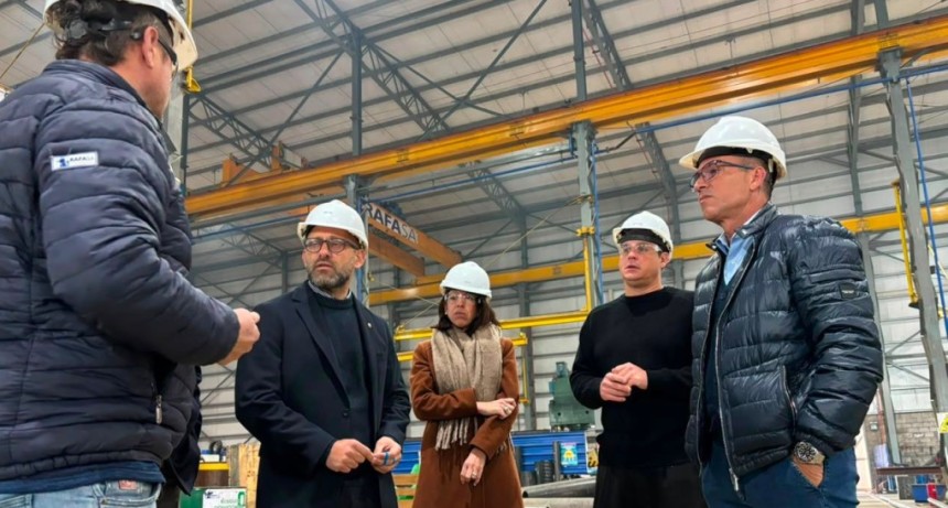 Santa Fe y San Juan potencian la miner&iacute;a argentina con log&iacute;stica portuaria e integraci&oacute;n industrial