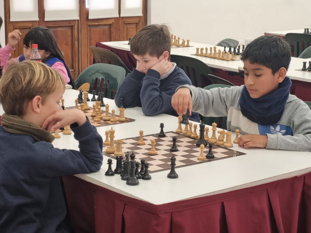 Más 2.000 estudiantes de toda la provincia participan del Campeonato de Ajedrez Escolar