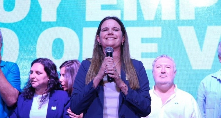 Caren Tepp a los santafesinos: “Todavía no pudimos darles el alivio que necesitan, pero no están solos”