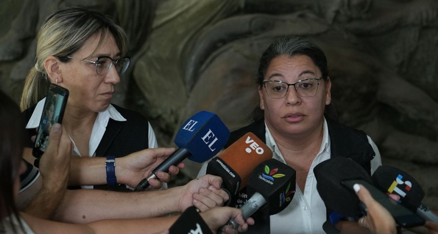 La PDI investiga denuncias por grooming en Helvecia y brind&oacute; recomendaciones preventivas
