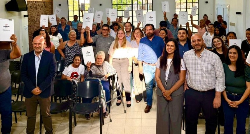 Nuevas escrituras para familias santotomesinas