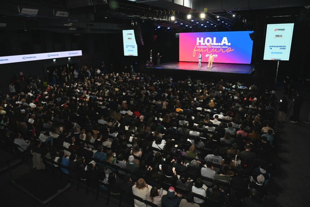 Hola Futuro: en solo dos meses, 3 mil santafesinos sumaron habilidades digitales para su inserción laboral